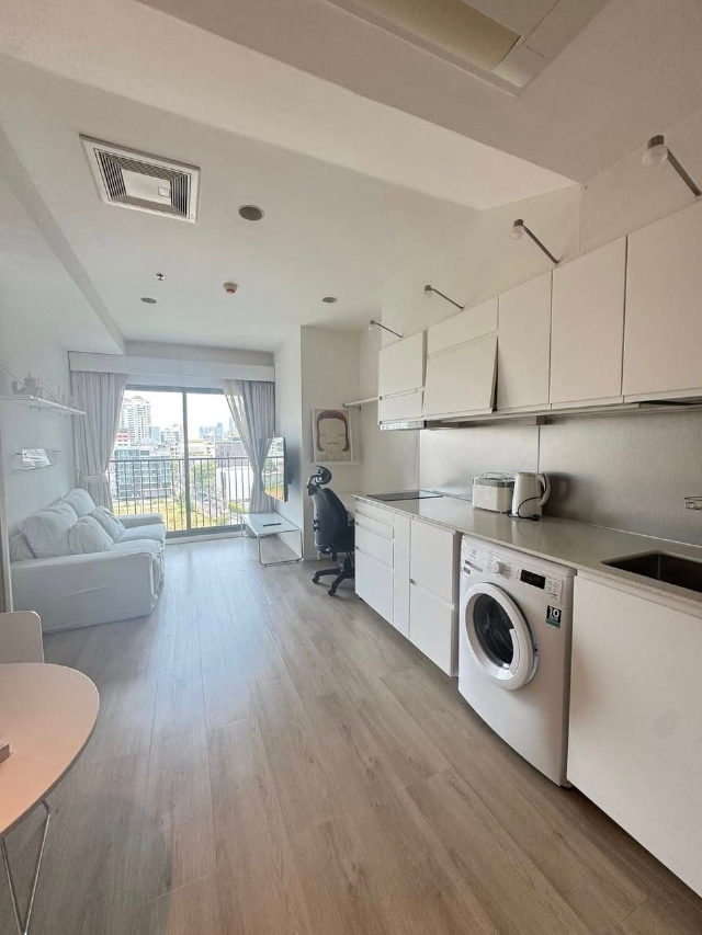 Noble Remix Thonglor — photo de l’annonce Find Easy