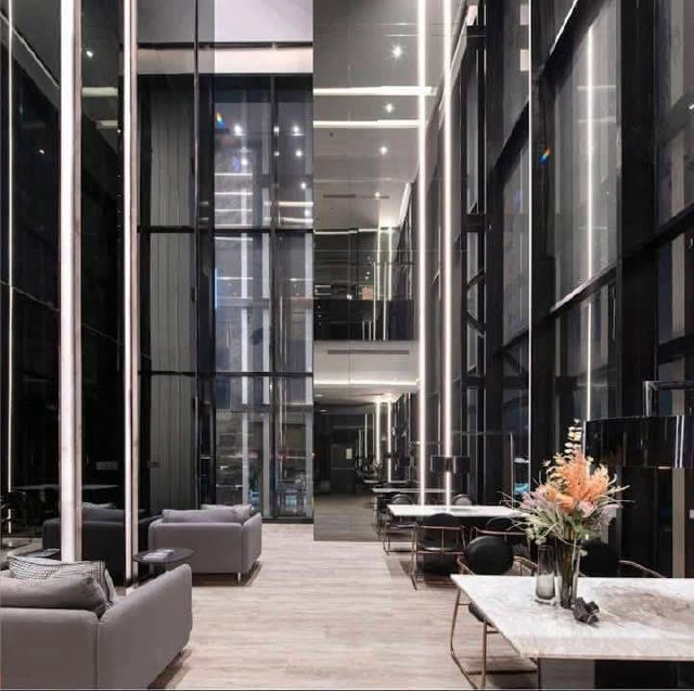 Altitude Unicorn Sathorn — deuxième photographie